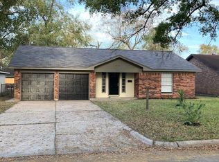 838 Grand Oaks Dr, Houston, TX 77015