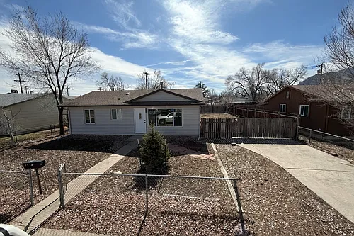 1313 Rockwood Ave Photo 1