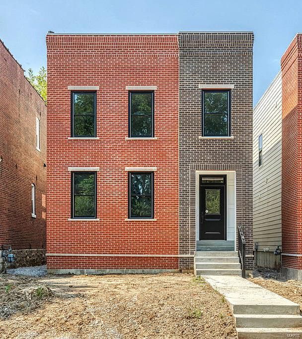 1st image of 2018 Geyer Ave