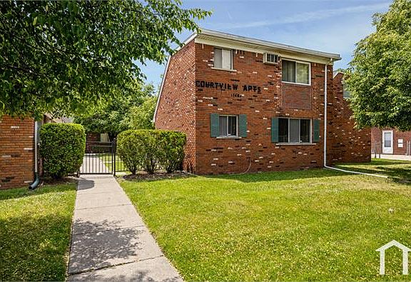 2nd image of 17464 Wildwood St APT 4