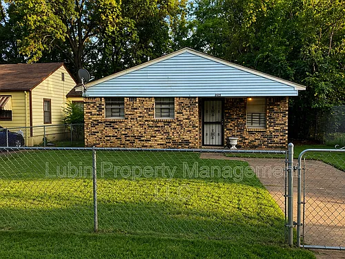1219 Capital Ave Photo 1