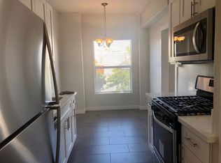 Westmoreland, Los Angeles, CA 90020