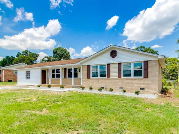 3100 Sierra Dr, West Columbia, SC 29170