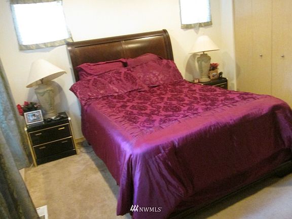 5th image of 4633 100th Street NE #F