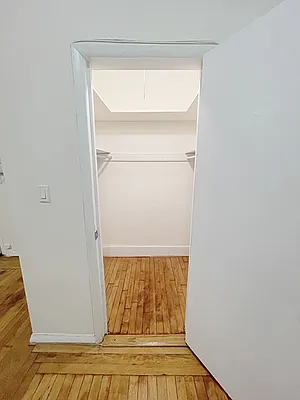 Rented by Rachel Realty | media 15