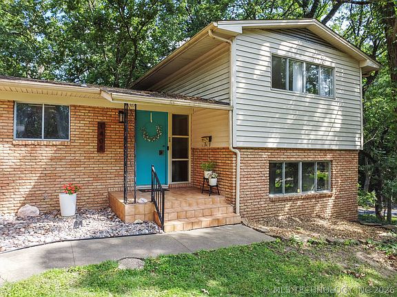 4th image of 1408 Rockdale Rd