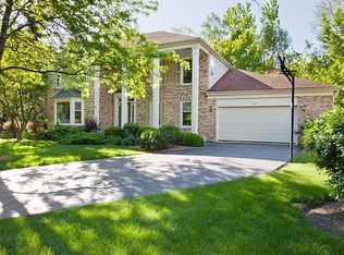 385 Covington Dr, Barrington, IL 60010