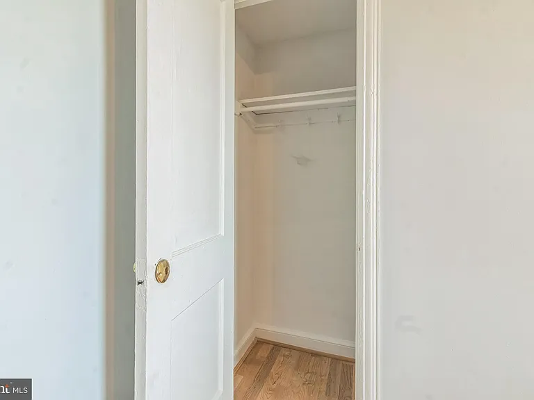 1608 W St SE — Photo 22