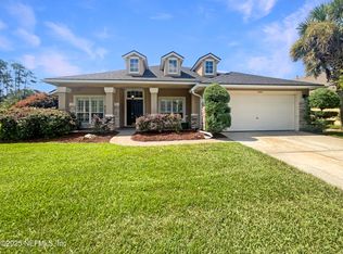 680 Lady Lake Rd W, Jacksonville, FL 32218