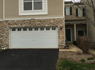 4072 Boulder Ct #0, Aurora, IL 60504