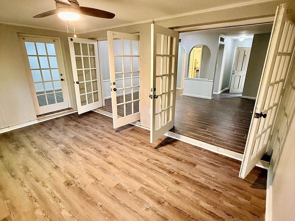 1st image of 82 La Rue Pl NW