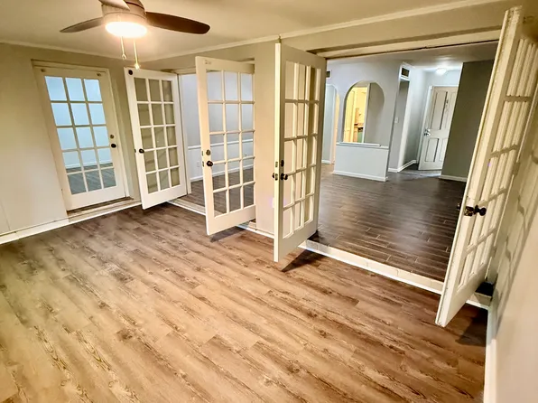 82 La Rue Pl NW, Atlanta, GA 30327