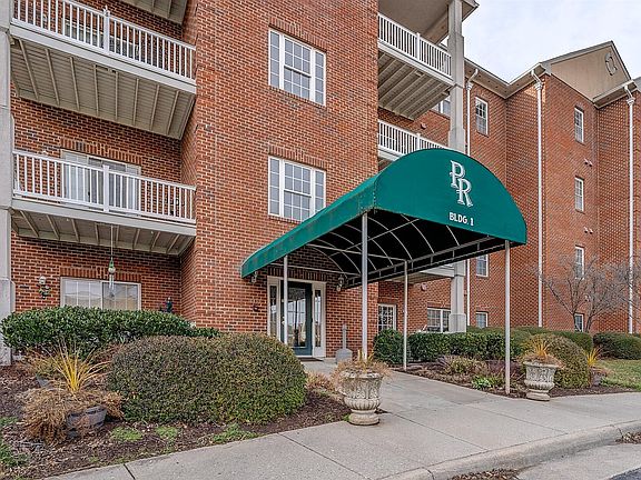 5th image of 4434 Pheasant Ridge Rd SW Unit 202