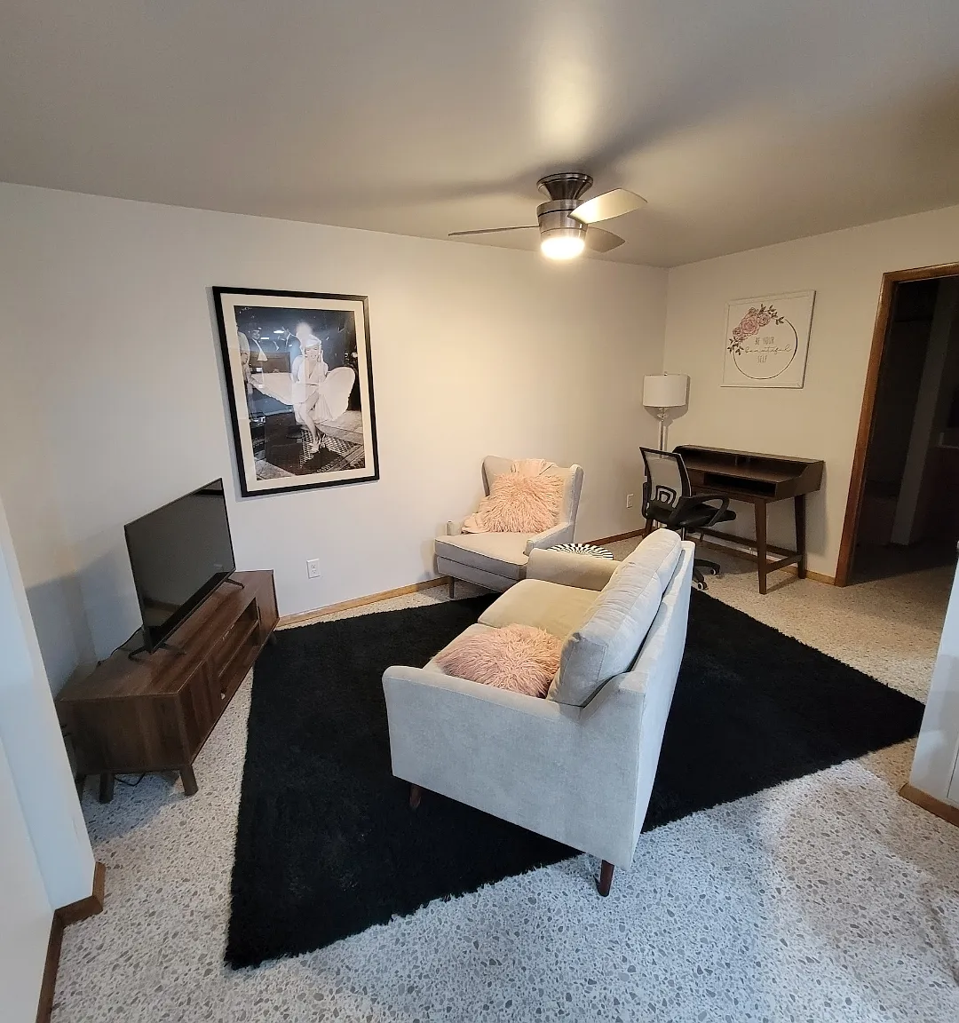1 bed, $775 — Photo 1