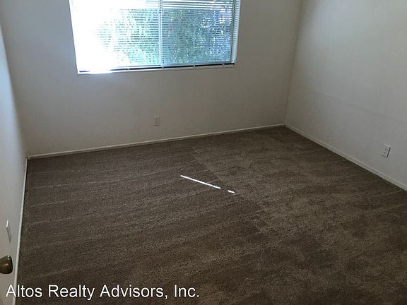 4th image of 1025 W Olive Ave #3