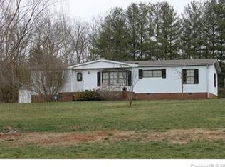 200 Rutledge Rd, Mount Holly, NC 28120