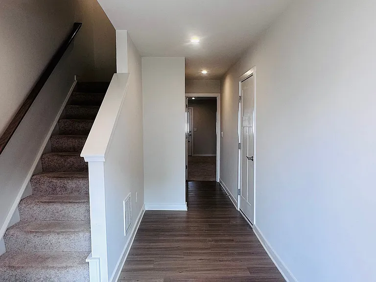 61 Zander Rd — Photo 12