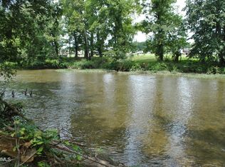 Fenway Dr, Pigeon Forge, TN 37863