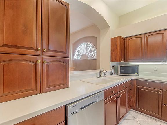 5th image of 1373 River Oaks Ct