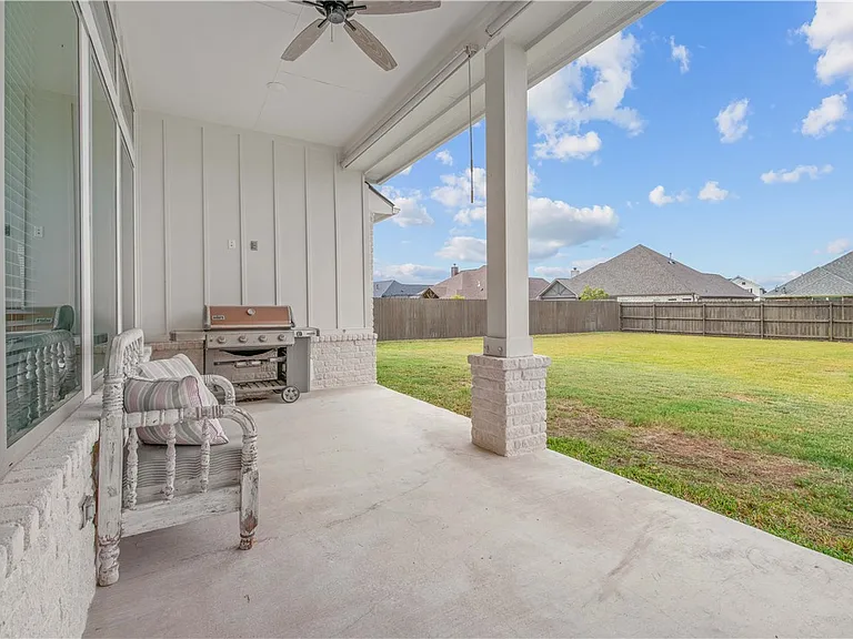 4309 Batona Ct — Photo 25