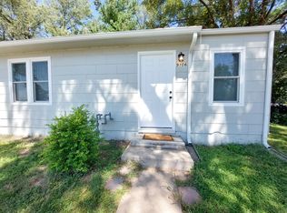 9106 W Liberty Dr, Liberty, MO 64068