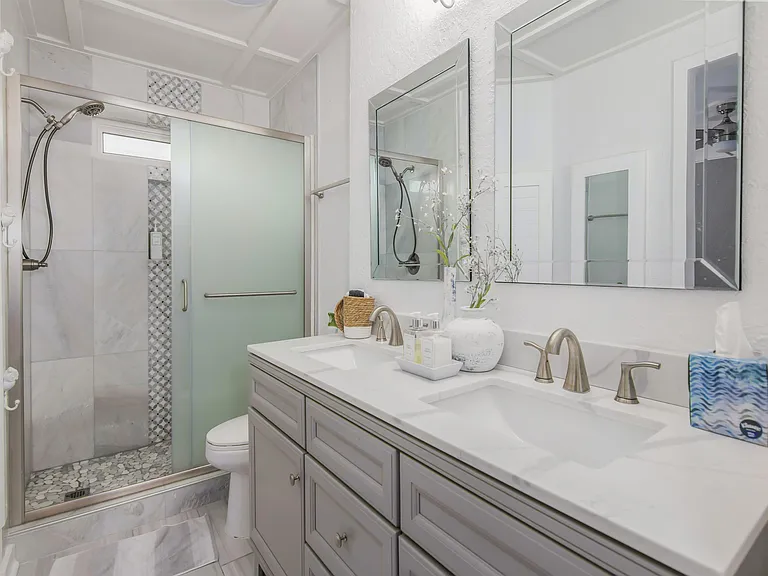 3015 Pilgrims Point Ln — Photo 11