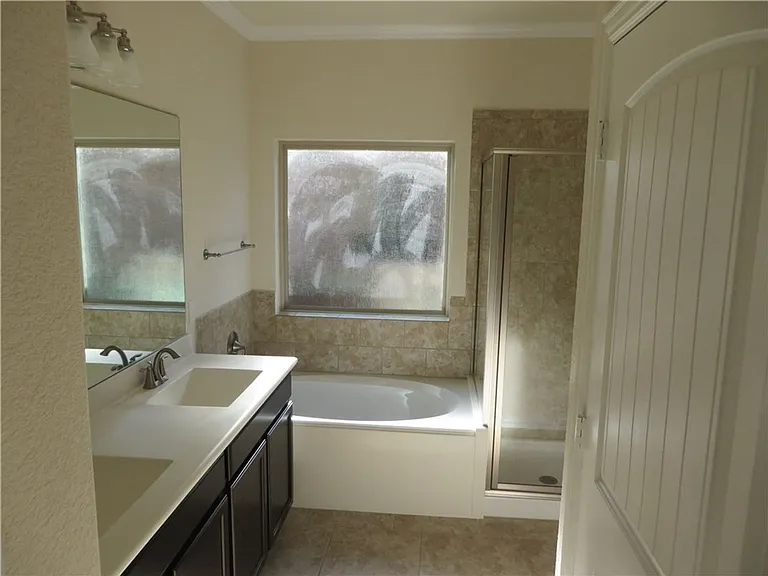 1220 Gaviota Ln — Photo 10