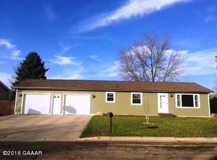 109 Thomas St, Morris, MN 56267