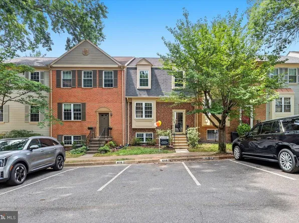 6168 Forest Creek Ct, Springfield, VA 22152