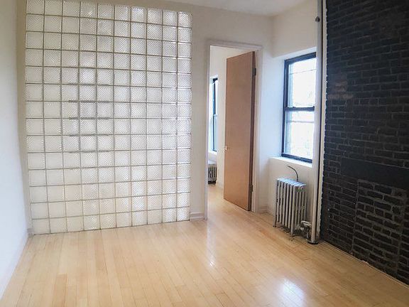 2nd image of 500 E 13th St APT 4D
