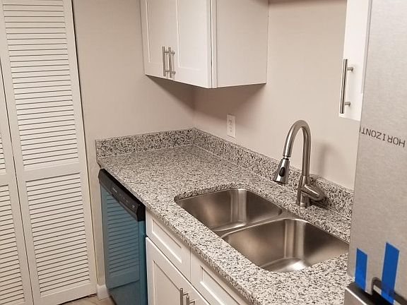 3rd image of 5619 Greatpine Ln N