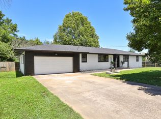421 W Woodland St, Springfield, MO 65807