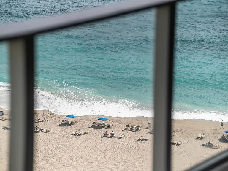 3100 N Ocean Dr #H-1601 — Photo 31