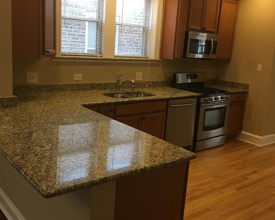 1st image of 5536 N Artesian Ave APT 2