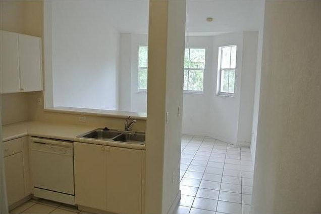 2nd image of 1661 SE 28th St #22