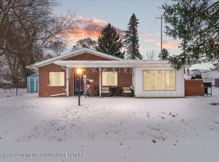 110 W Willow St, Perry, MI 48872