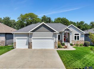 9332 Northern Sky Rd, Lincoln, NE 68505