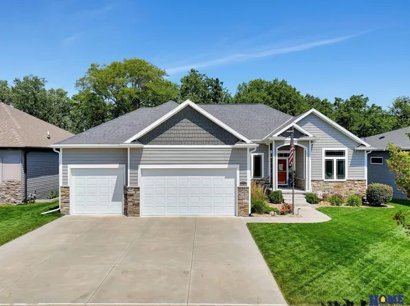 9332 Northern Sky Rd, Lincoln, NE 68505