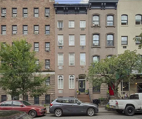 Rented by George Agiovlasitis, LREB | media 8