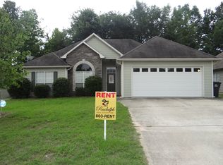 365 Summerchase Dr, Calera, AL 35040