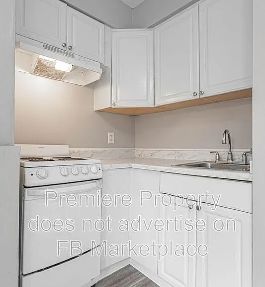514 1/2 W Walnut St — Photo 6