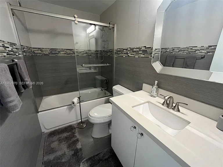 3505 S Ocean Dr #1510 — Photo 9