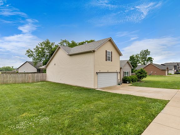 3rd image of 1258 Eagles View Dr