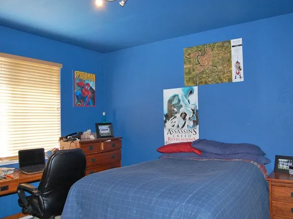 440 Lyman Cir, Sacramento, CA 95835