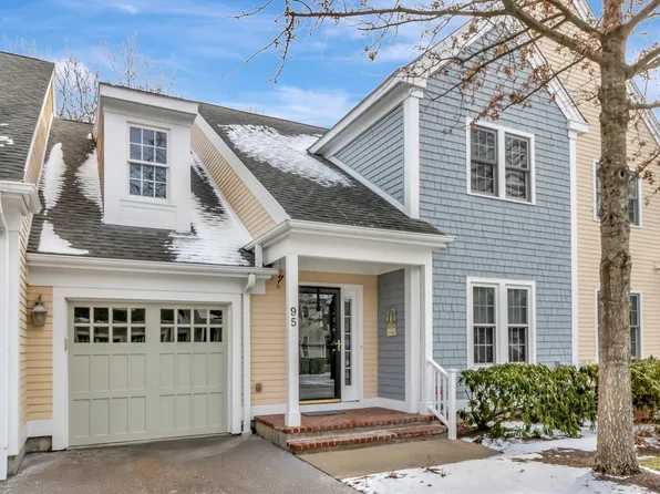 95 Godfrey Dr Unit 95, Norton, MA 02766