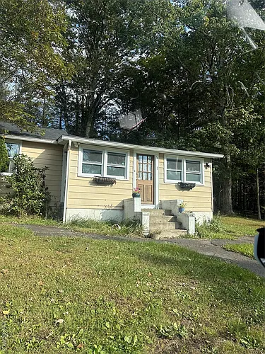 171 Lake Shore Dr Photo 1