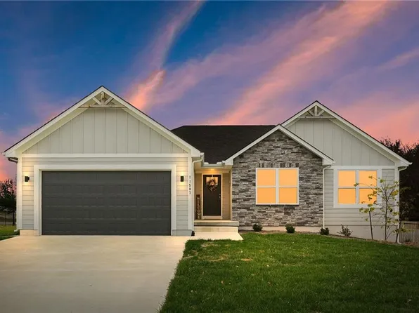 11507 E 209th St, Peculiar, MO 64078