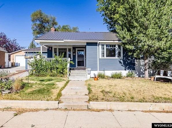 810 Bushnell Ave, Rock Springs, WY 82901