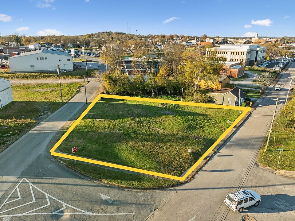 1st image of 117 Cemetery Ave