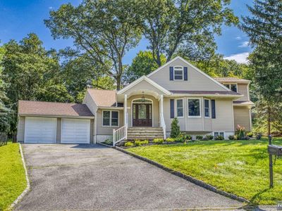107 Grove St, Oakland, NJ, 07436